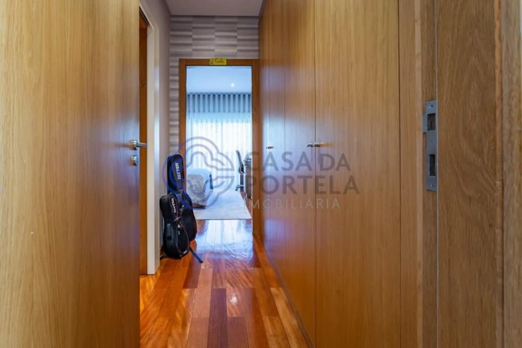 Moradia T4 para Venda em Nogueira e Silva Escura Foto 34