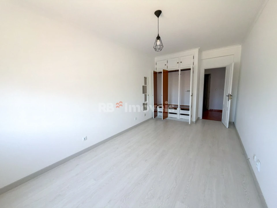 Apartamento T4 para Venda em Nossa Sra de Fatima Foto 29