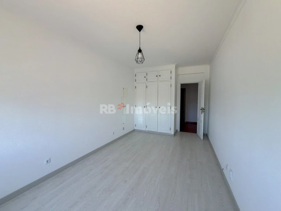 Apartamento T4 para Venda em Nossa Sra de Fatima Foto 31