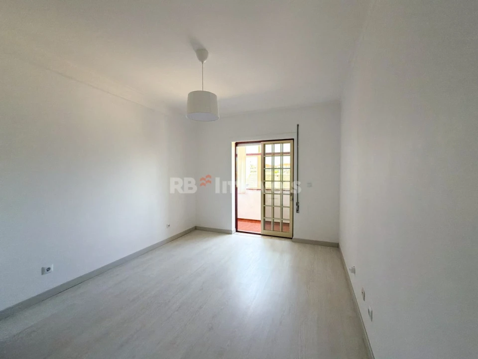Apartamento T4 para Venda em Nossa Sra de Fatima Foto 32