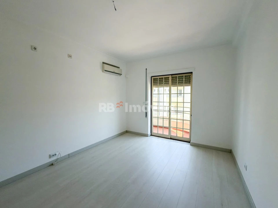 Apartamento T4 para Venda em Nossa Sra de Fatima Foto 36