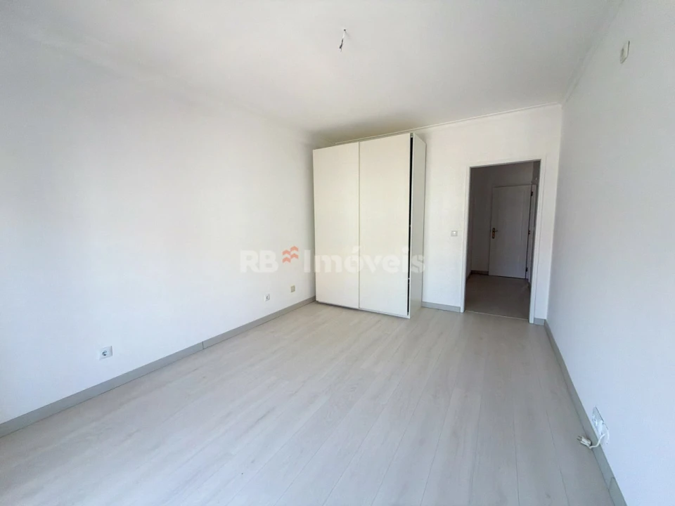 Apartamento T4 para Venda em Nossa Sra de Fatima Foto 38