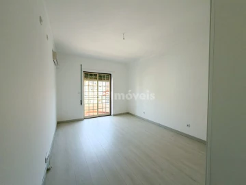 Apartamento T4 para Venda em Nossa Sra de Fatima