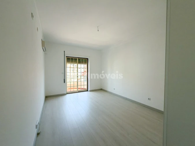 Apartamento T4 para Venda em Nossa Sra de Fatima Foto 42