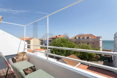 Apartamento T3 para Venda em Algés, Linda-A-Velha e Cruz Quebrada-Dafundo