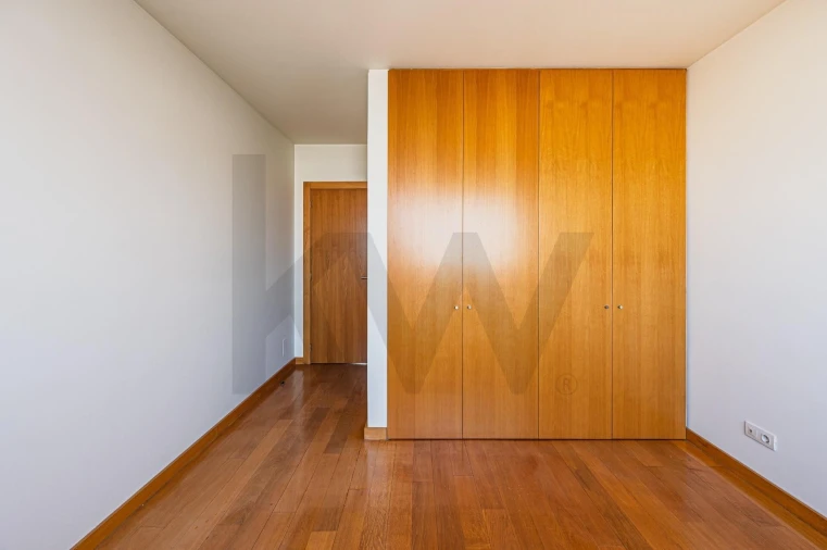 Apartamento T2 para Arrendamento em Santa Marinha e São Pedro da Afurada Foto 17