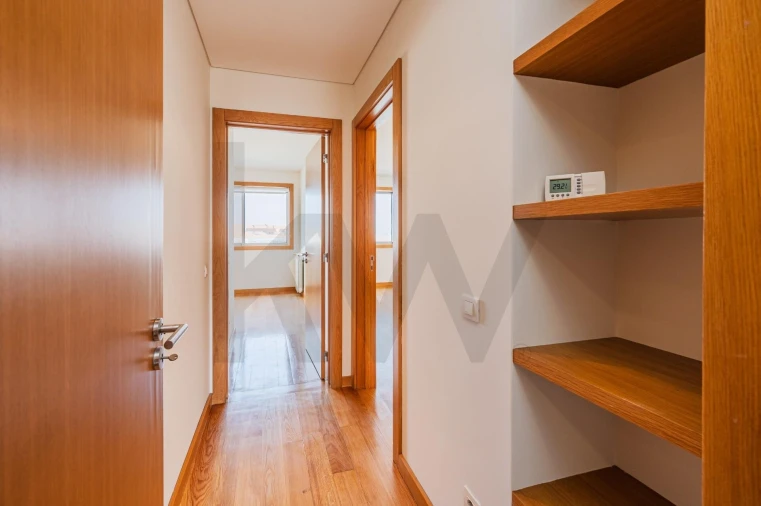 Apartamento T2 para Arrendamento em Santa Marinha e São Pedro da Afurada Foto 8