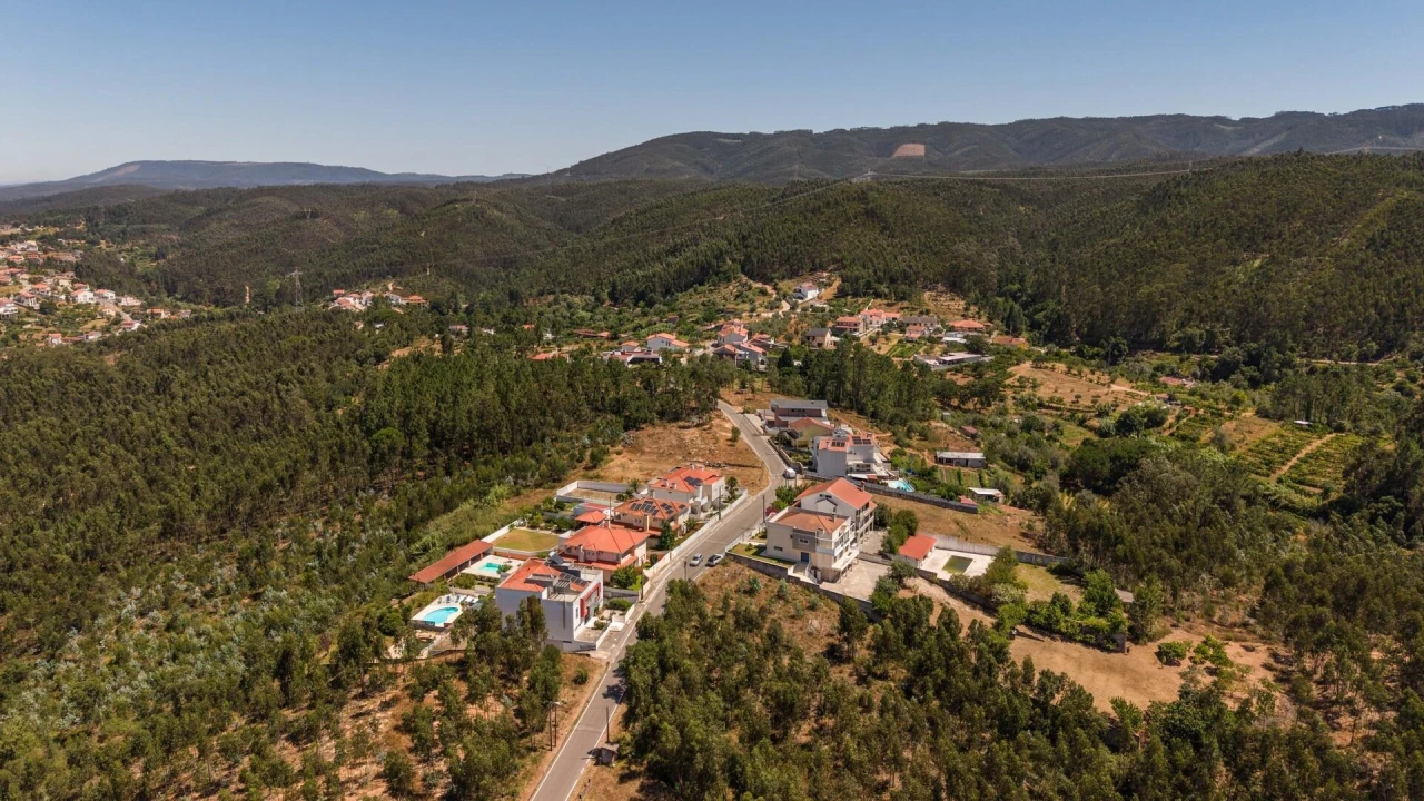 Terreno para Venda em Sé Nova, Santa Cruz, Almedina e São Bartolomeu Foto 2