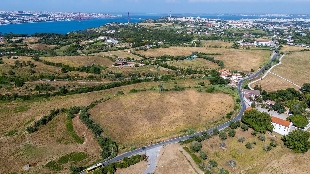 Terreno para Venda em Caparica e Trafaria Foto 6