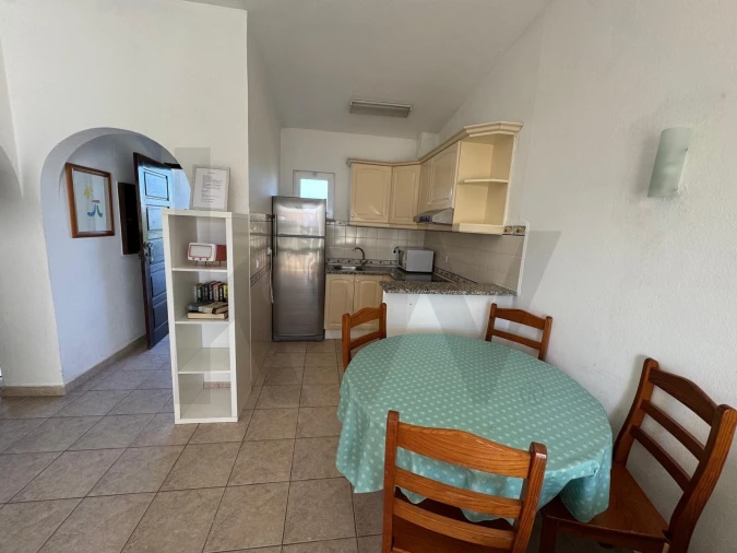 Apartamento T1 para Venda em Porches Foto 6