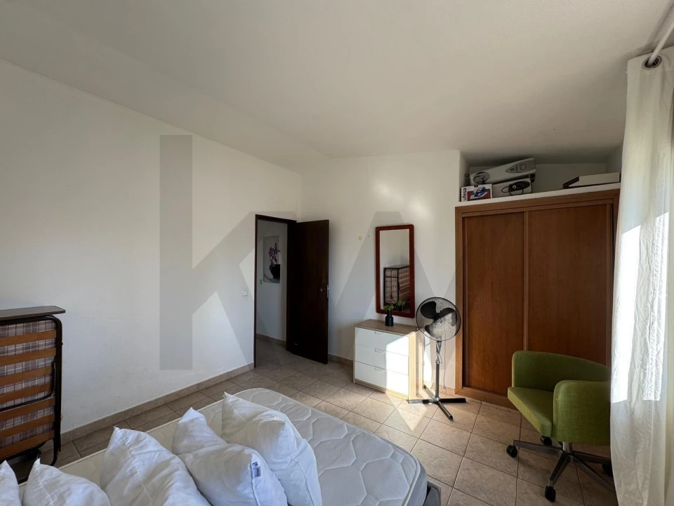 Apartamento T1 para Venda em Porches Foto 15