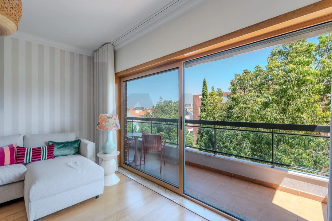 Apartamento T2 para Venda em Carnaxide e Queijas Foto 7