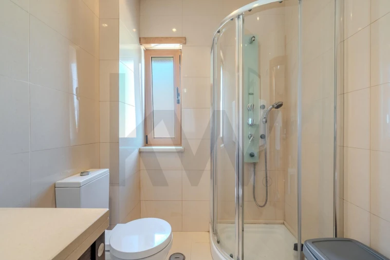 Apartamento T2 para Venda em Carnaxide e Queijas Foto 34
