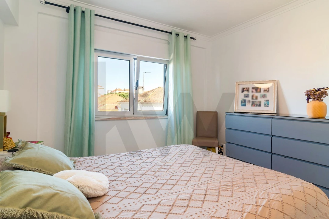 Apartamento T2 para Venda em Algueirão-Mem Martins Foto 13