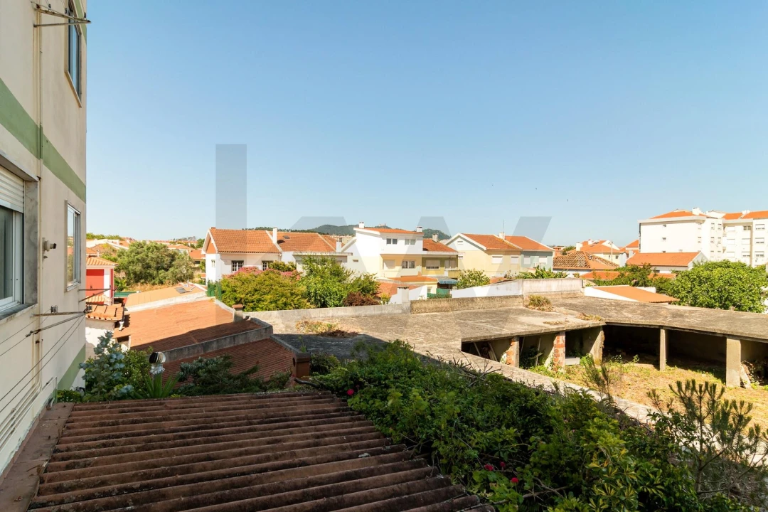 Apartamento T2 para Venda em Algueirão-Mem Martins Foto 21