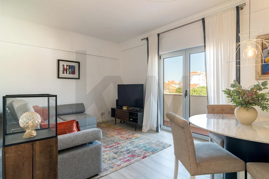 Apartamento T2 para Venda em Algueirão-Mem Martins Foto 1