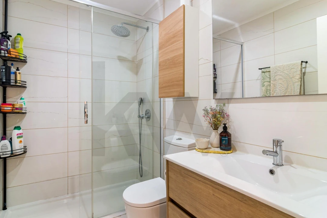 Apartamento T2 para Venda em Algueirão-Mem Martins Foto 18