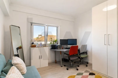 Apartamento T2 para Venda em Algueirão-Mem Martins