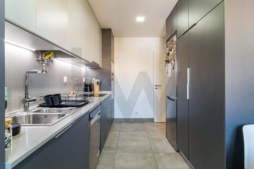 Apartamento T2 para Venda em Algueirão-Mem Martins Foto 11