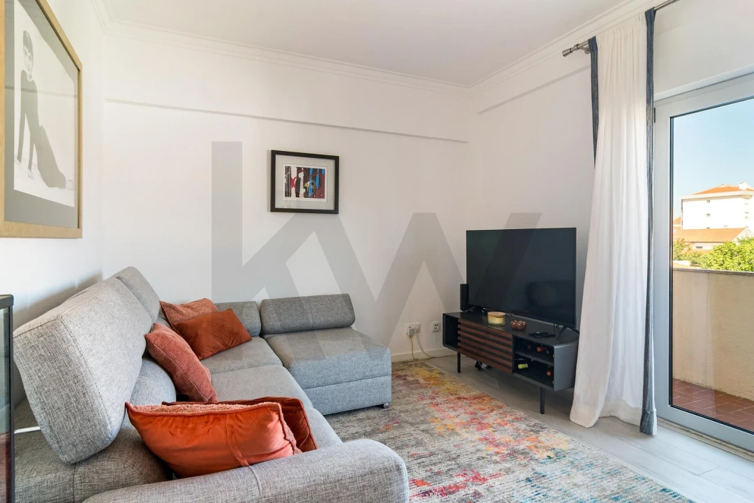 Apartamento T2 para Venda em Algueirão-Mem Martins Foto 2