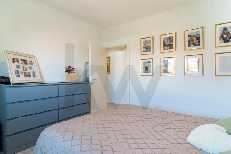 Apartamento T2 para Venda em Algueirão-Mem Martins Foto 15