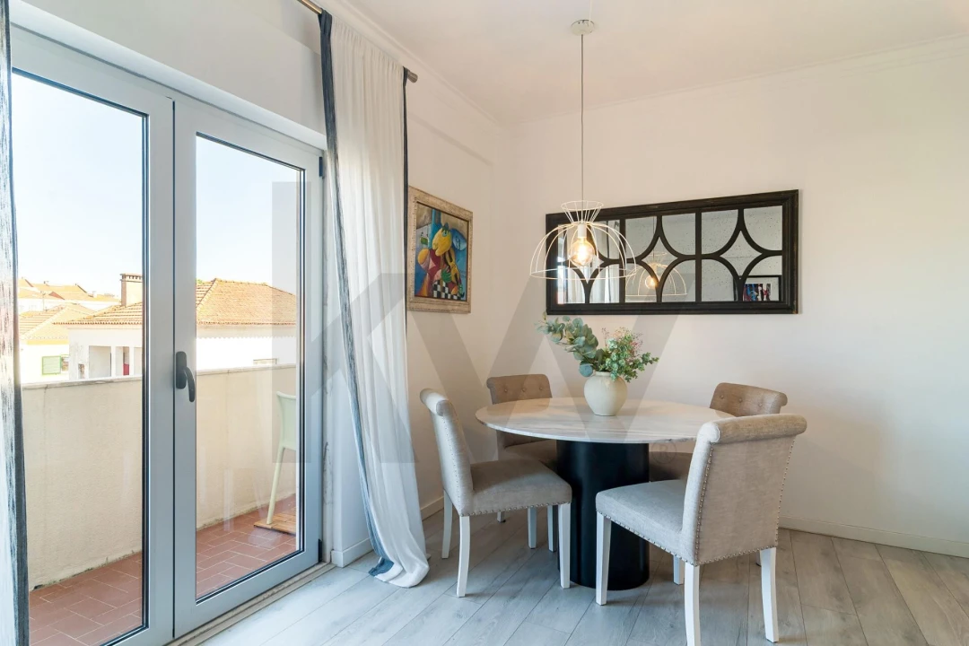Apartamento T2 para Venda em Algueirão-Mem Martins Foto 6