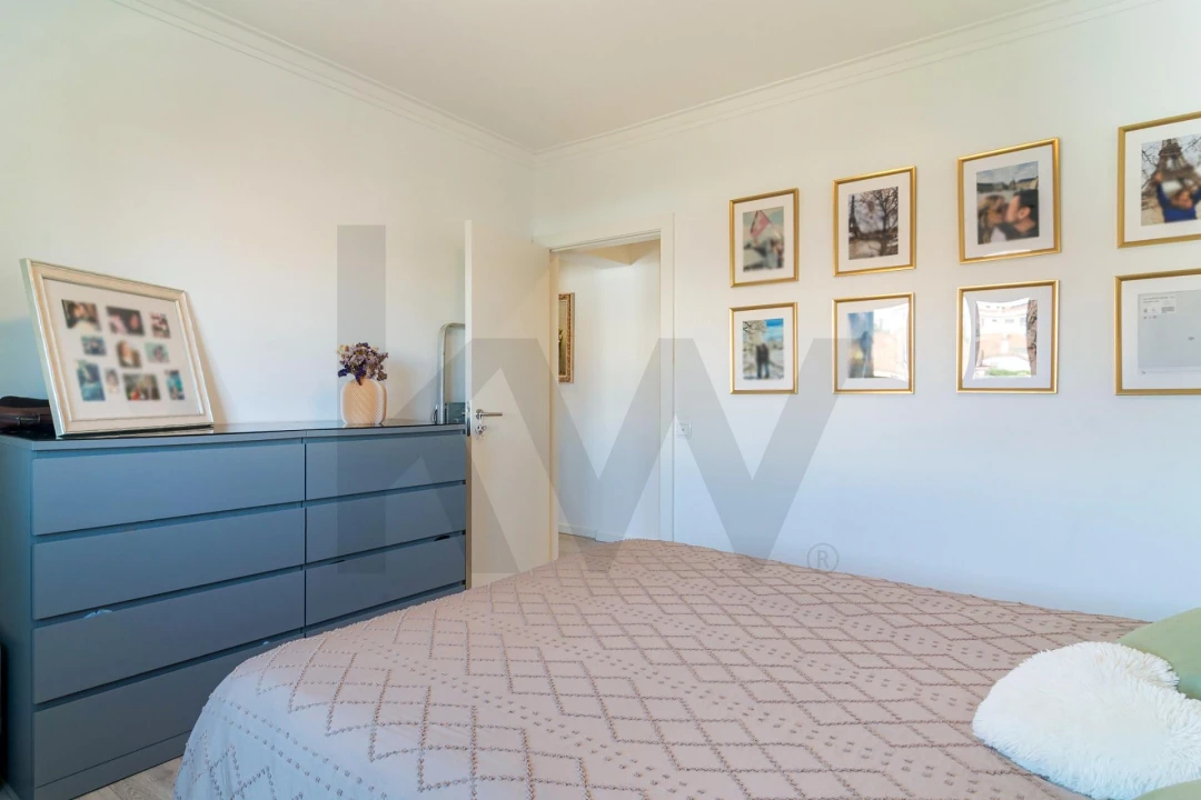 Apartamento T2 para Venda em Algueirão-Mem Martins Foto 15