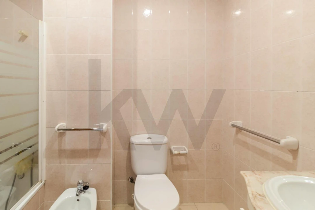 Apartamento T2 para Venda em Rio Tinto Foto 20