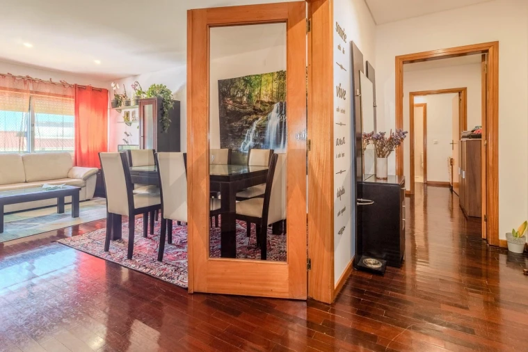 Apartamento T2 para Venda em Rio Tinto Foto 10