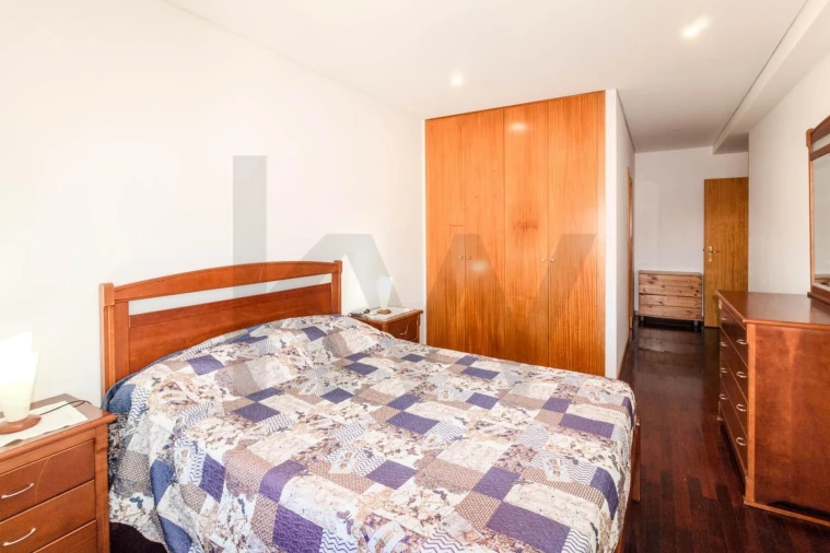 Apartamento T2 para Venda em Rio Tinto Foto 25