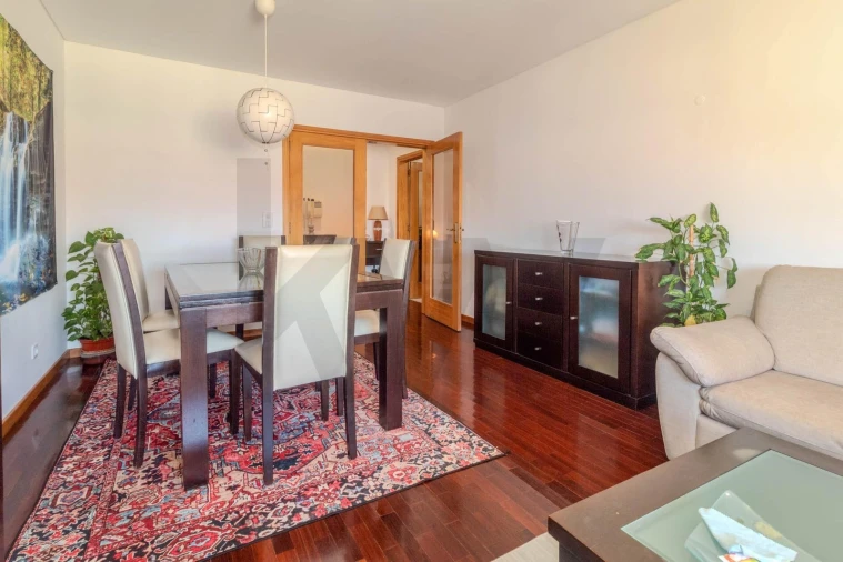 Apartamento T2 para Venda em Rio Tinto Foto 7