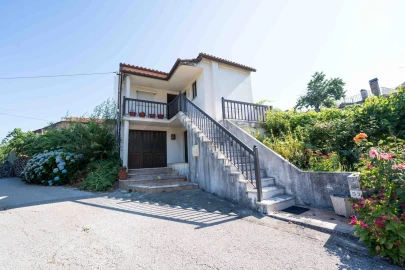 Moradia T2 para Venda em Figueira de Lorvão
