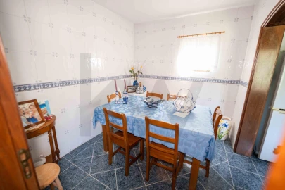 Moradia T2 para Venda em Figueira de Lorvão