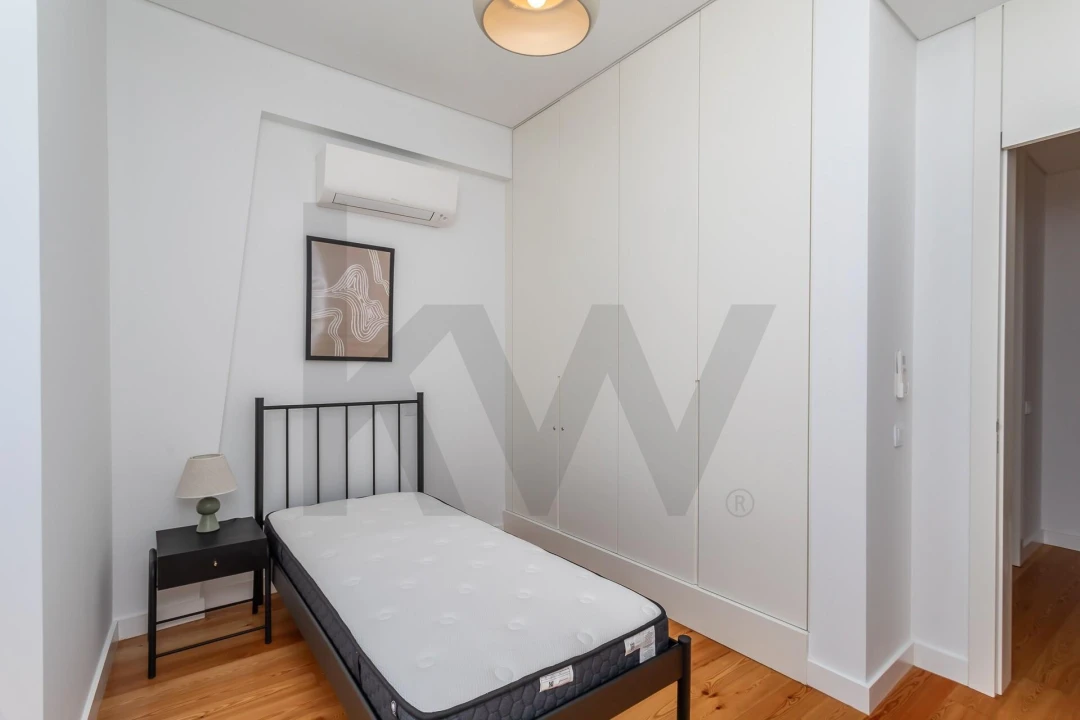 Apartamento T4 para Venda em Santo António Foto 4