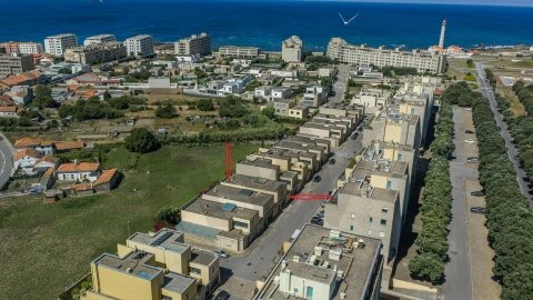 Moradia T5 para Venda em Matosinhos e Leça da Palmeira