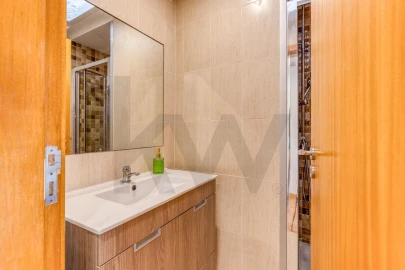 Apartamento T1 para Arrendamento em Venteira
