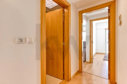 Apartamento T1 para Arrendamento em Venteira
