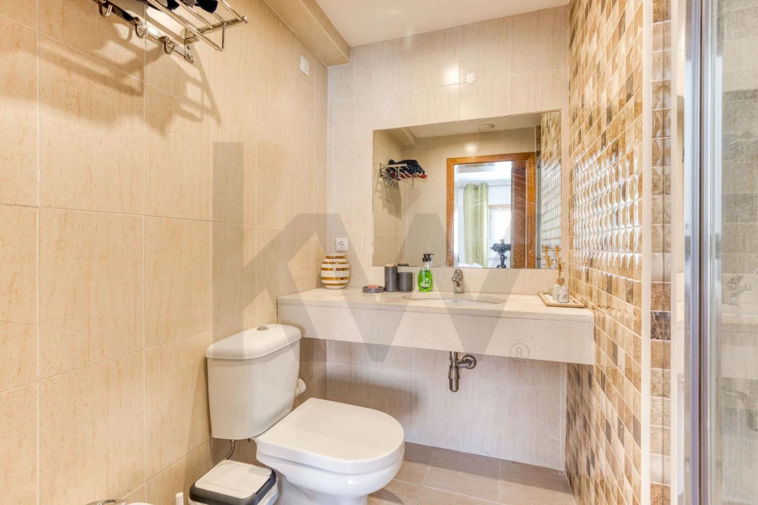 Apartamento T1 para Arrendamento em Venteira Foto 13