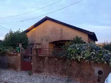 Moradia T4 para Venda em Soure