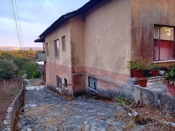 Moradia T4 para Venda em Soure