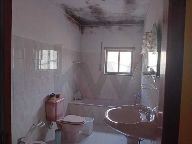 Moradia T4 para Venda em Soure Foto 44