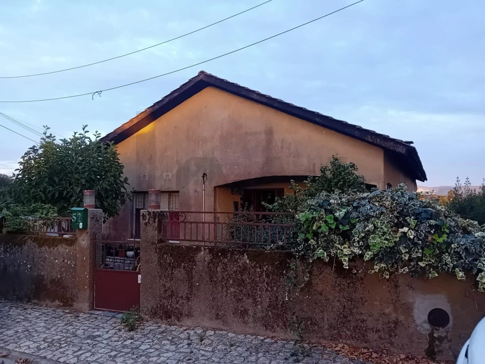 Moradia T4 para Venda em Soure Foto 7
