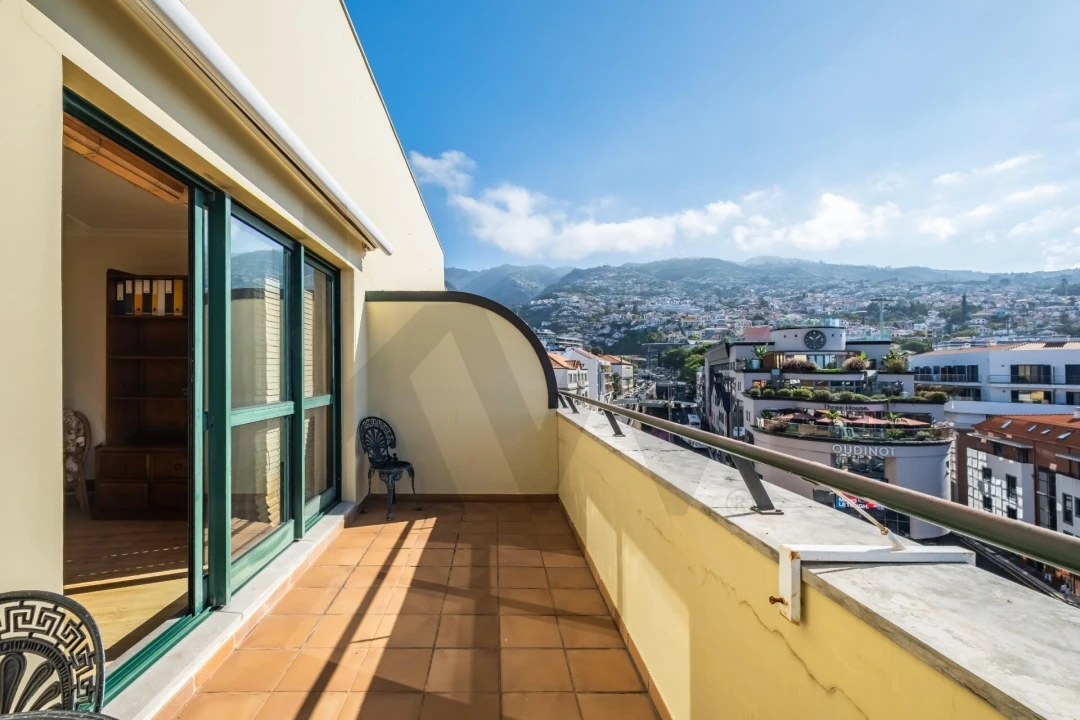 Escritório para Arrendamento em Funchal (Se) Foto 11