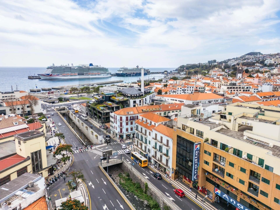 Escritório para Arrendamento em Funchal (Se) Foto 16
