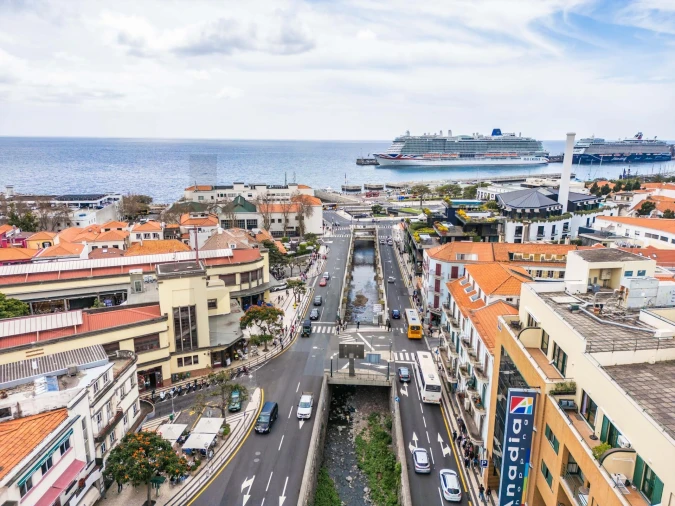 Escritório para Arrendamento em Funchal (Se) Foto 15