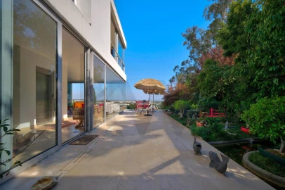 Moradia T4 para Venda em Rio de Mouro