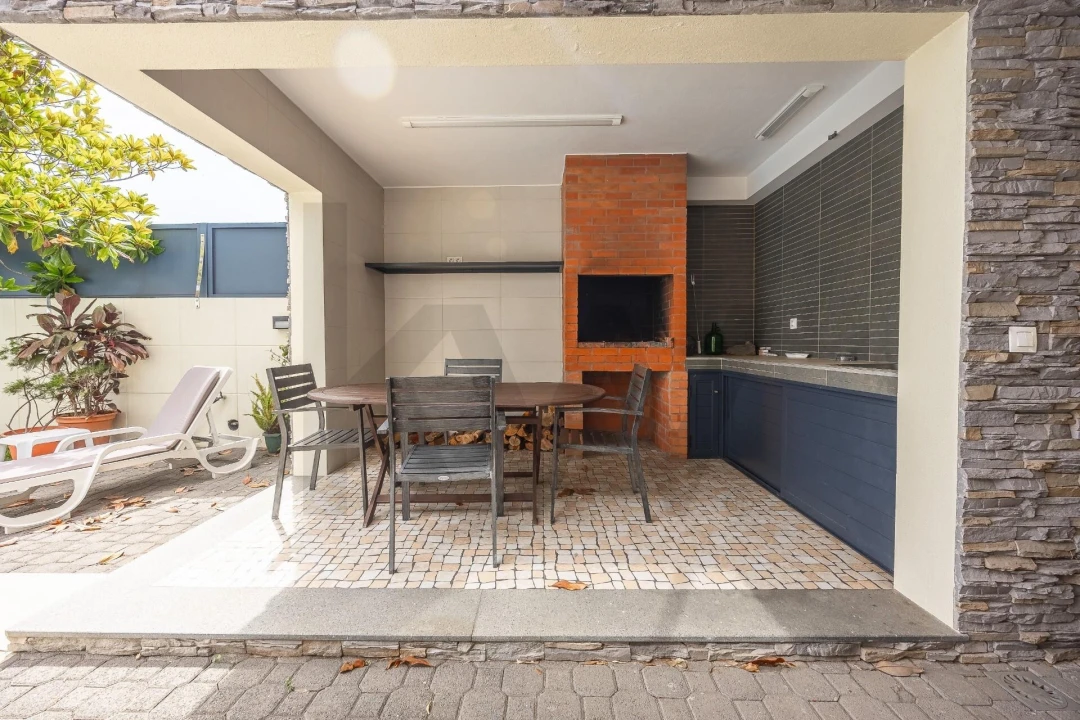 Moradia T4 para Venda em São Gonçalo Foto 32