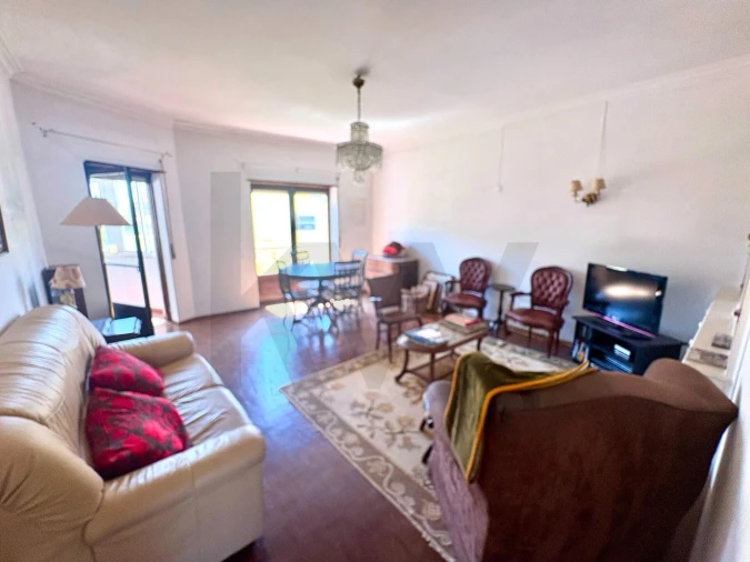 Apartamento T2 para Venda em Carcavelos e Parede Foto 14