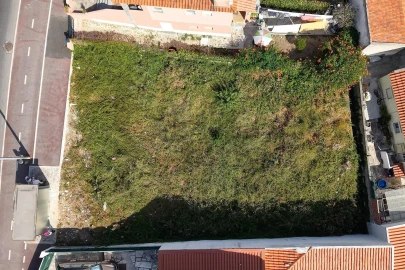 Terreno para Venda em São Domingos de Rana