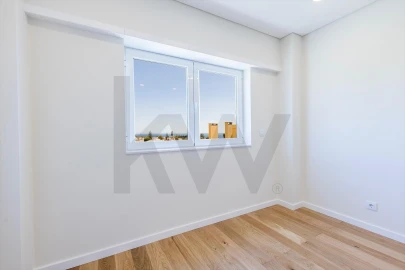 Apartamento T3 para Venda em Carcavelos e Parede